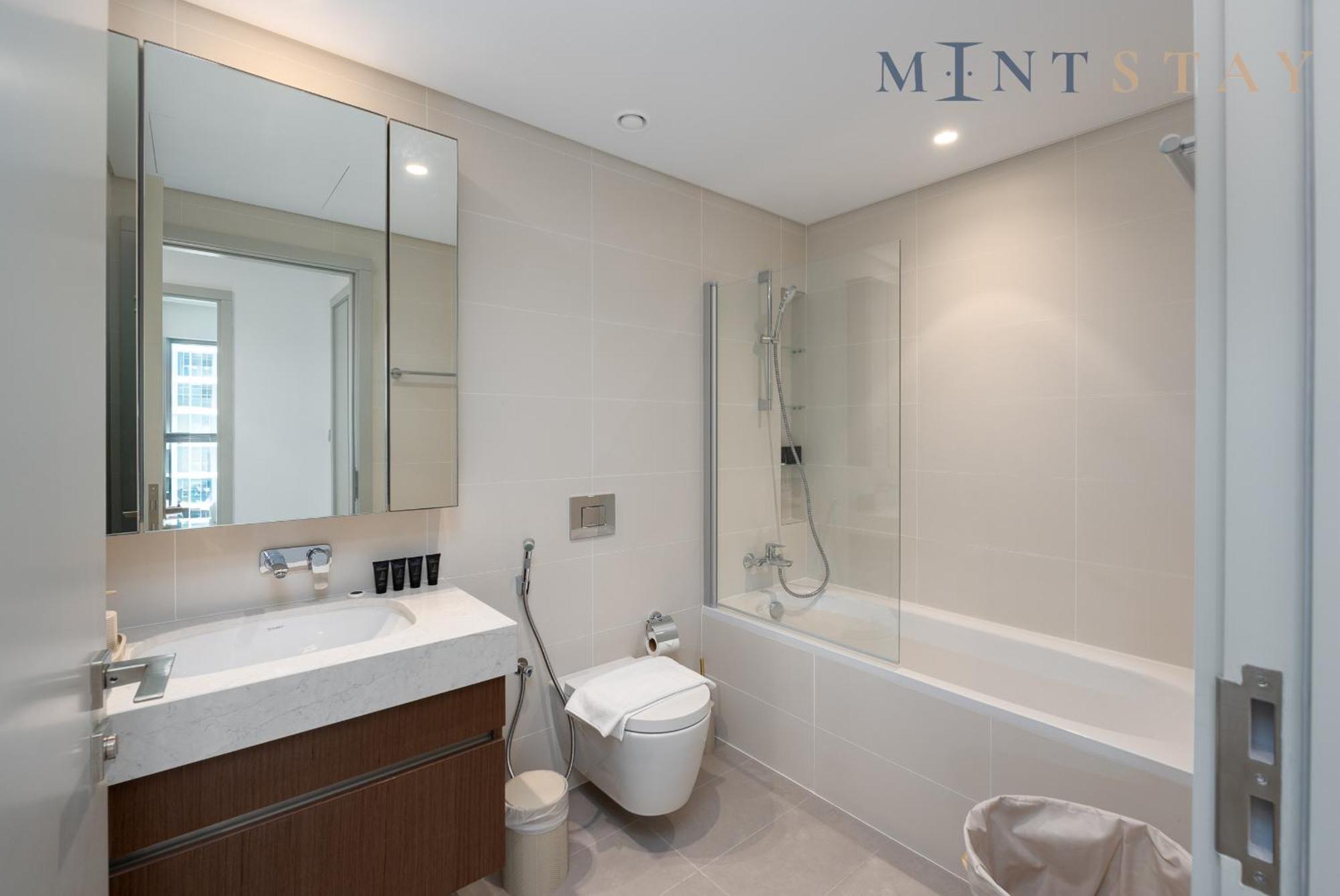 Isle 2, Emaar Beachfront - Mint دبي