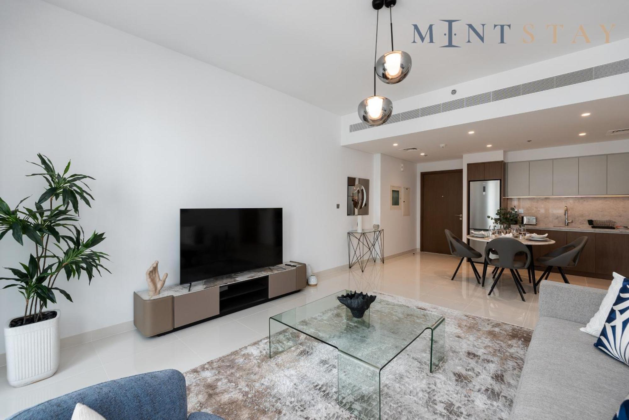 شقة Isle 2, Emaar Beachfront - Mint *